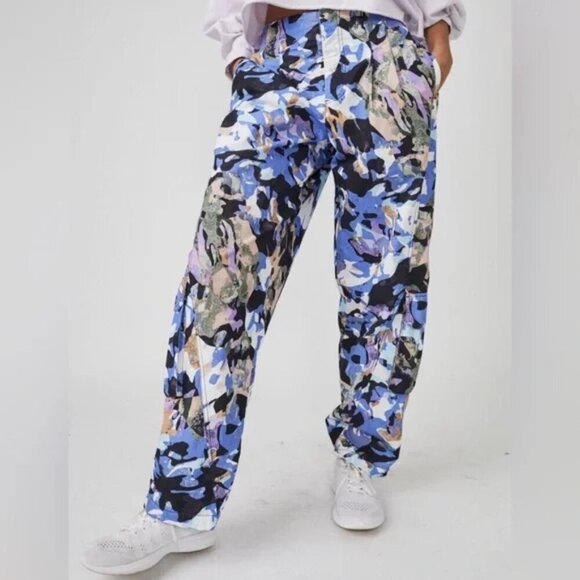 FP Movement by Free People Pants - NWT Free People movement Mesmerize Me Printed Pant Violet Splendor Camo L